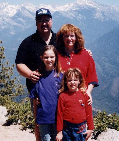 1996 Williams Family Grapevine, TX, Marty, Cathy, Gretchen and Stephanie.jpg - 1996 - Williams Family Christmas card picture - Sequoia NP, CA
